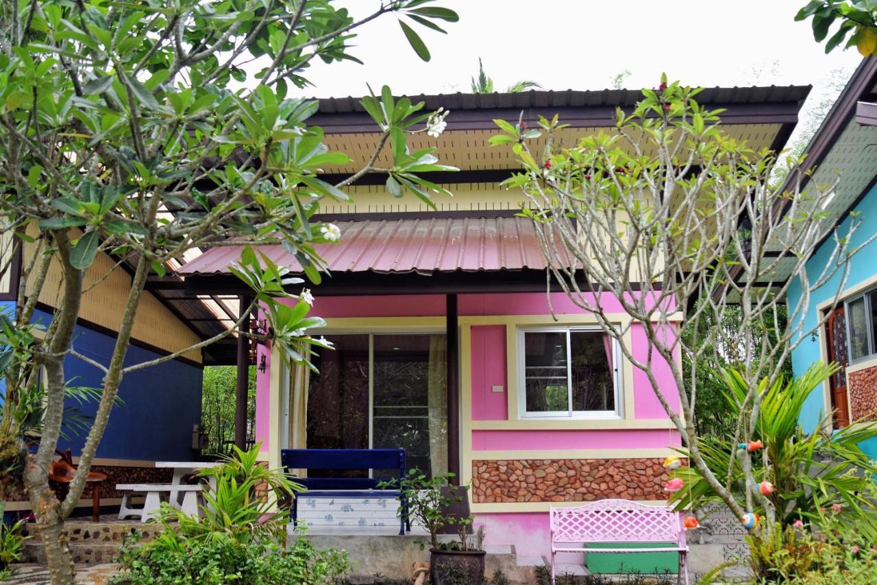 Ya Teng Homestay Ban Tha Sai Exterior foto